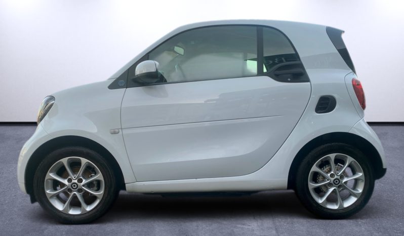 
								smart ForTwo Coupé EQ passion full									