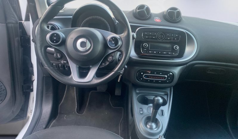 
								smart ForTwo Coupé EQ passion full									