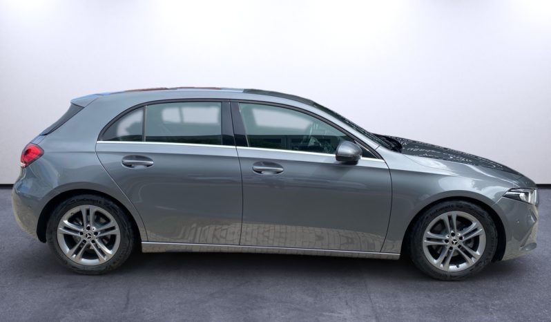 
								Mercedes-Benz A 180 d Style Plus full									