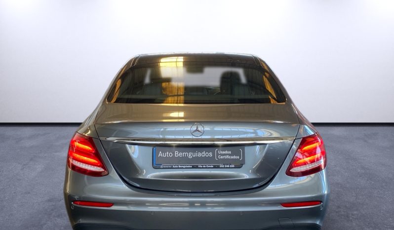 
								Mercedes-Benz E 350d AMG full									