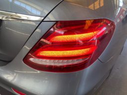 
										Mercedes-Benz E 350d AMG full									