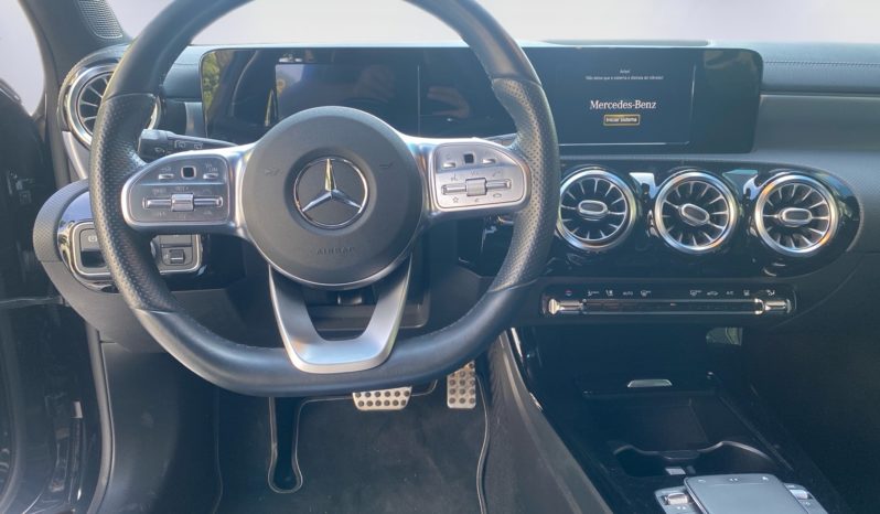 
								Mercedes-Benz A 250e AMG full									