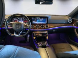 
										Mercedes-Benz E 350d AMG full									