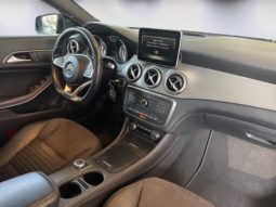 
										MERCEDES-BENZ CLA SB 220d AMG full									