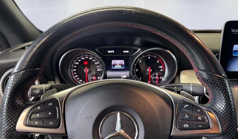 
								Mercedes-Benz CLA 180d AMG Aut full									