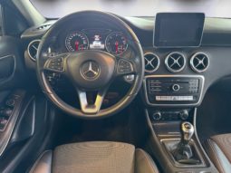 
										Mercedes-Benz Class A 180d Style full									