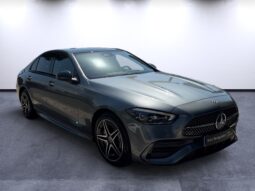 
										Mercedes-Benz C 300 de AMG full									