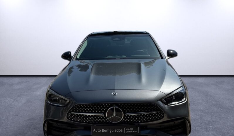 
								Mercedes-Benz C 300 de AMG full									