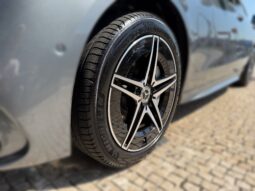 
										Mercedes-Benz C 300 de AMG full									