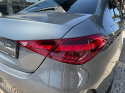 
										Mercedes-Benz C 300 de AMG full									