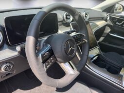 
										Mercedes-Benz C 300 de AMG full									