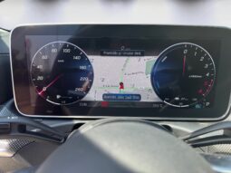 
										Mercedes-Benz C 300 de AMG full									