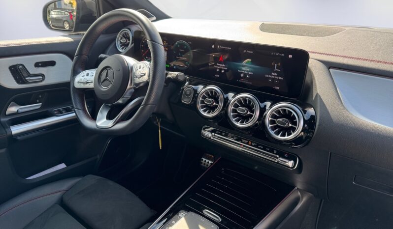 
								Mercedes-Benz EQA 250 + AMG full									