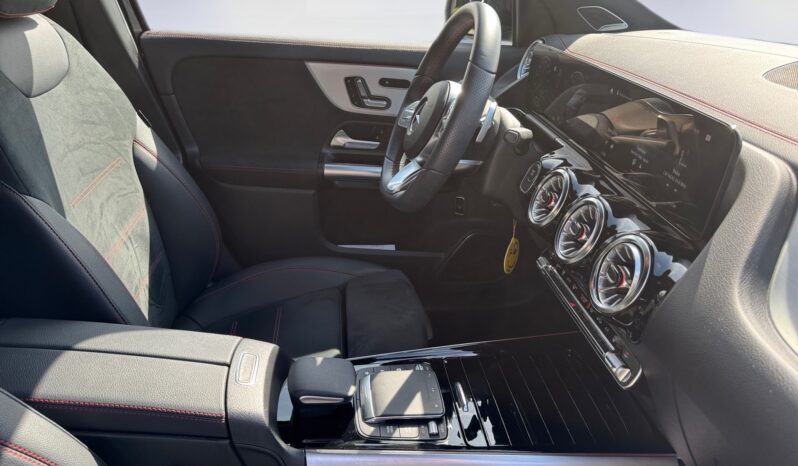 
								Mercedes-Benz EQA 250 + AMG full									