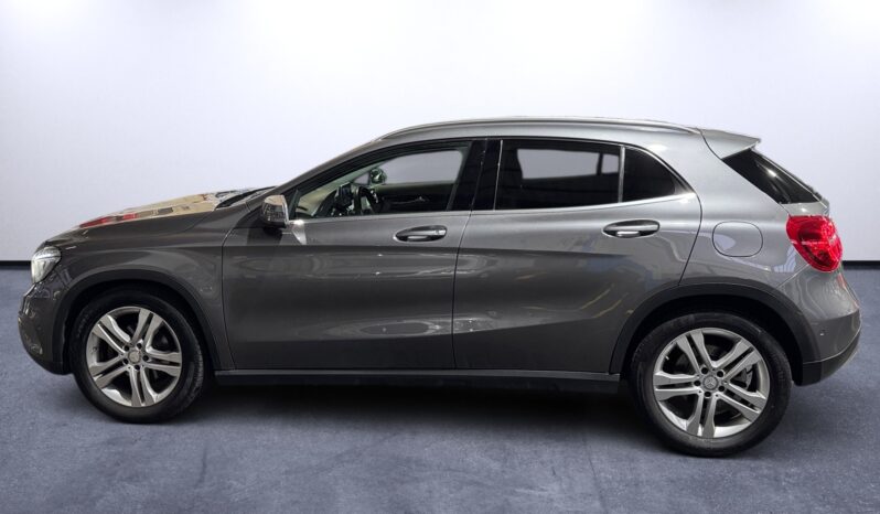
								Mercedes-Benz GLA 180d Cx Aut URBAN full									