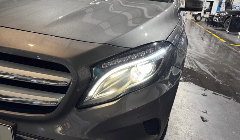 
								Mercedes-Benz GLA 180d Cx Aut URBAN full									