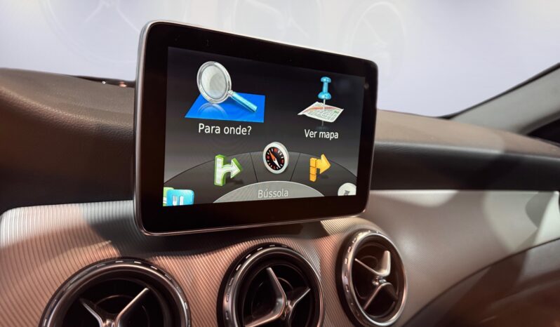 
								Mercedes-Benz GLA 180d Cx Aut URBAN full									