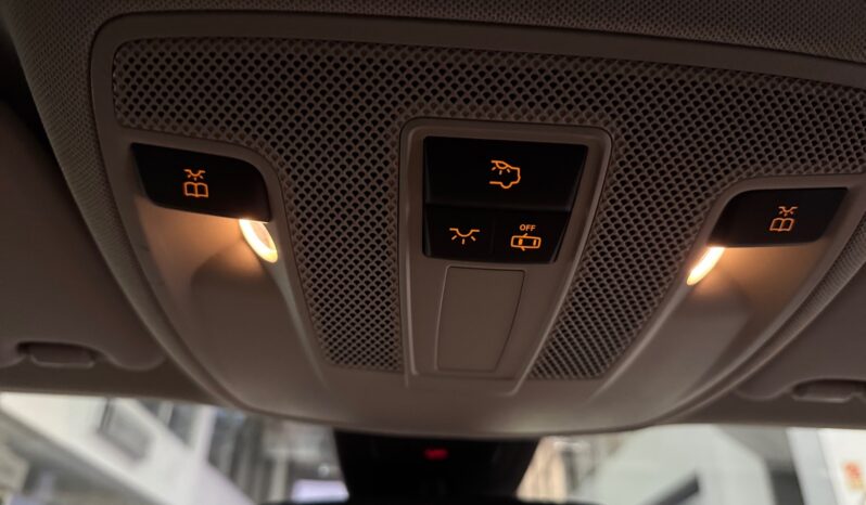 
								Mercedes-Benz GLA 180d Cx Aut URBAN full									