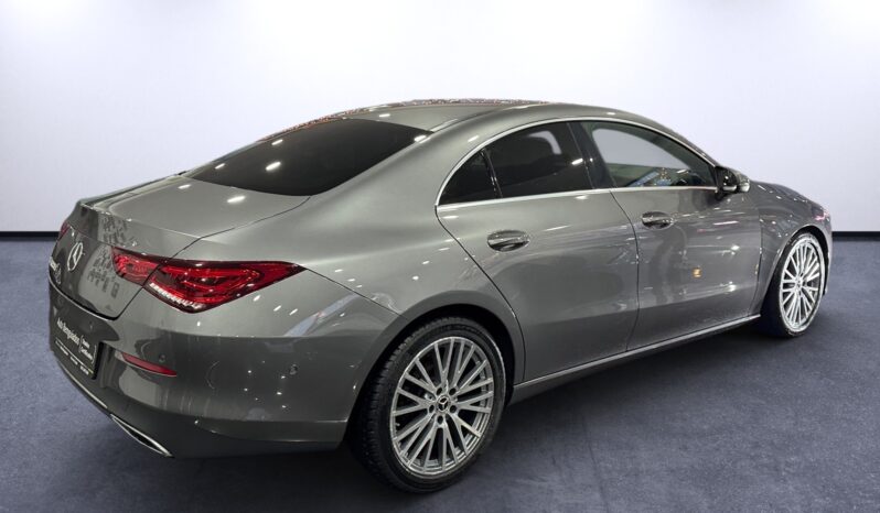 
								Mercedes-Benz CLA 180d Progressive full									