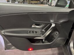 
										Mercedes-Benz CLA 180d Progressive full									