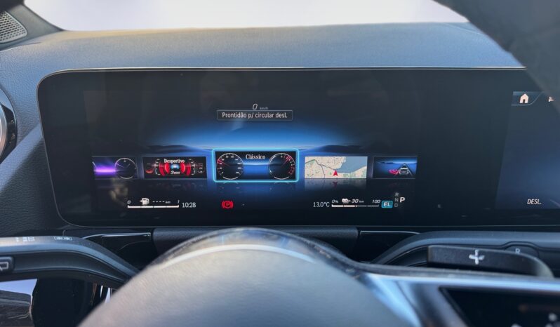 
								Mercedes-Benz GLA 250e Progressive full									