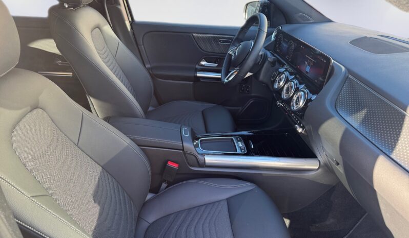 
								Mercedes-Benz GLA 250e Progressive full									