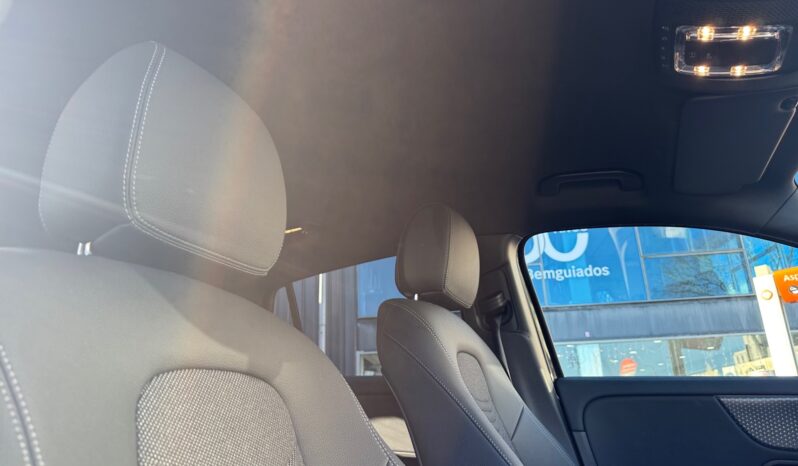 
								Mercedes-Benz GLA 250e Progressive full									