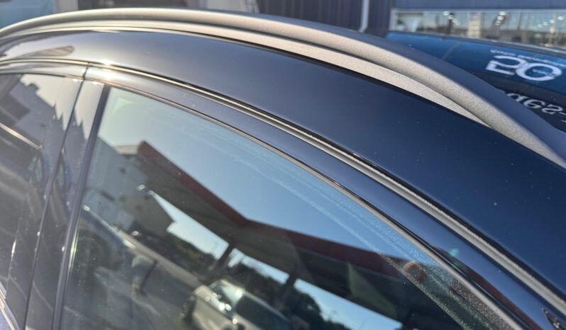 
								Mercedes-Benz GLA 250e Progressive full									