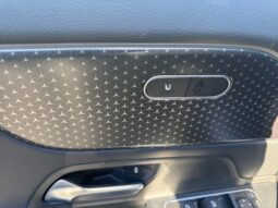 
										Mercedes-Benz GLA 250e Progressive full									