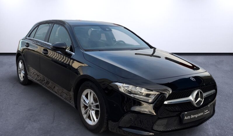 
								Mercedes-Benz A 180d Style Plus full									