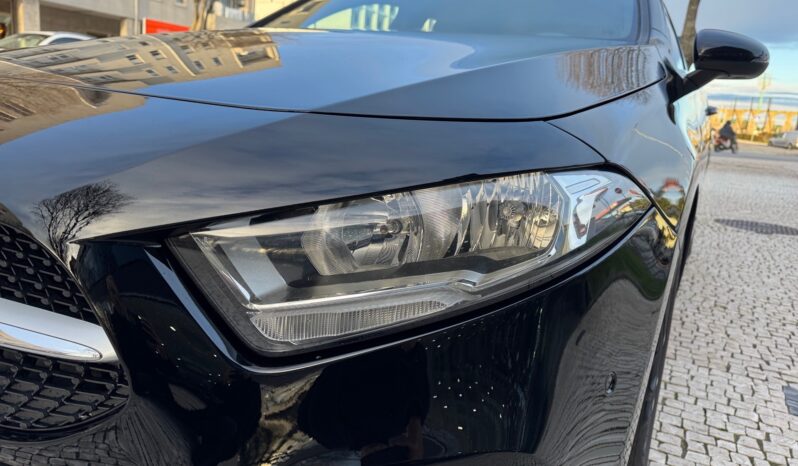 
								Mercedes-Benz A 180d Style Plus full									