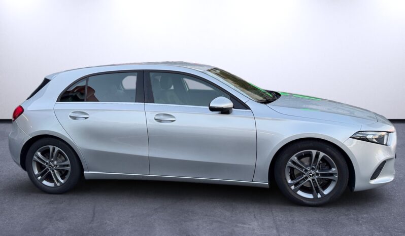 
								Mercedes-Benz Classe A 180d Style Plus full									