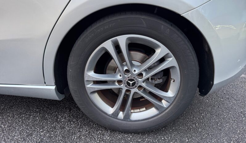 
								Mercedes-Benz Classe A 180d Style Plus full									