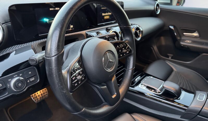 
								Mercedes-Benz Classe A 180d Style Plus full									