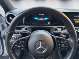 
										Mercedes-Benz Classe A 180d Style Plus full									