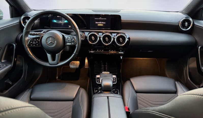 
								Mercedes-Benz Classe A 180d Style Plus full									