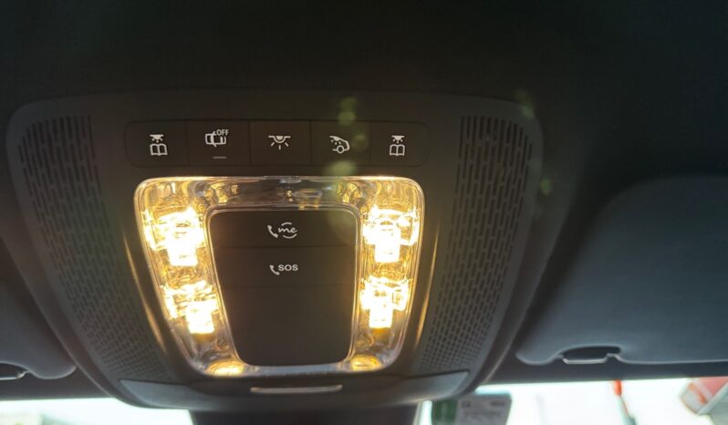 
								Mercedes-Benz Classe A 180d Style Plus full									