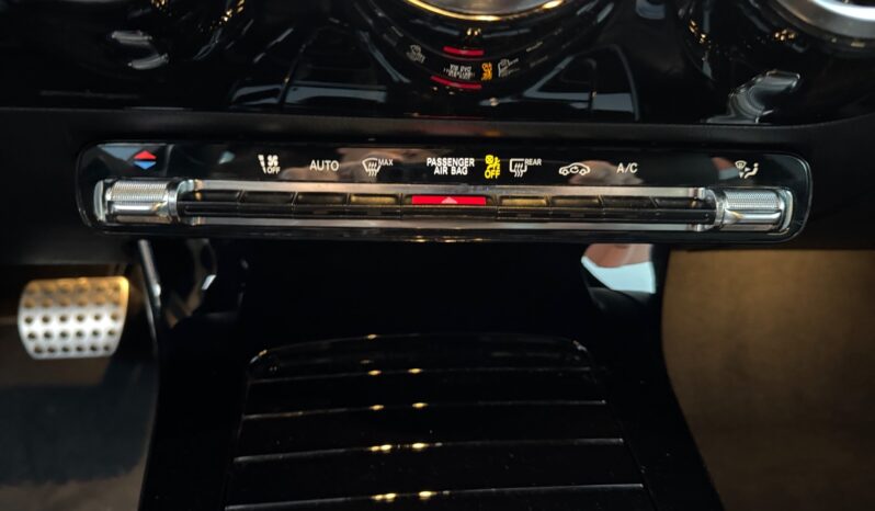 
								Mercedes-Benz Classe A 180d Style Plus full									