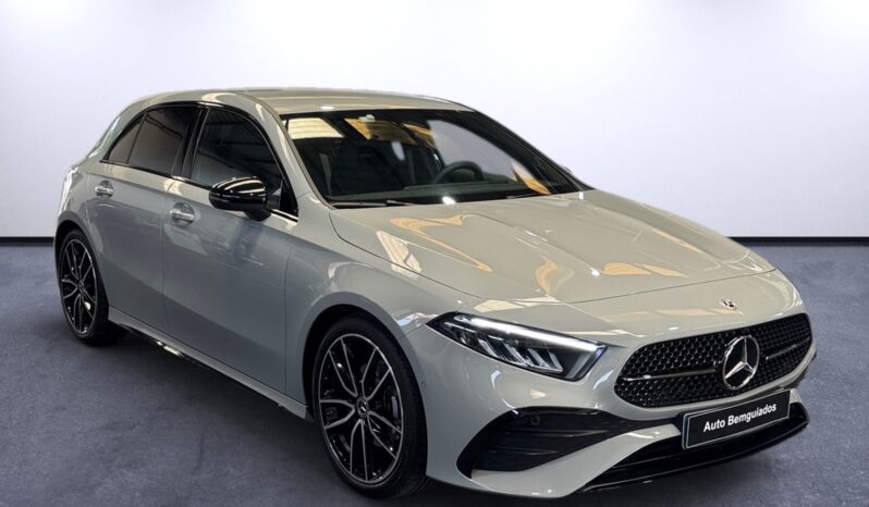 
								Mercedes-Benz A180d AMG full									