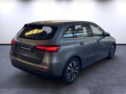 
										Mercedes-Benz B 180 d Style Plus full									