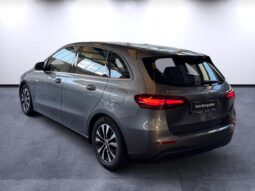 
										Mercedes-Benz B 180 d Style Plus full									