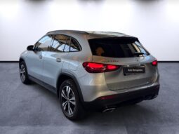
										Mercedes-Benz GLA 250e Progressive full									