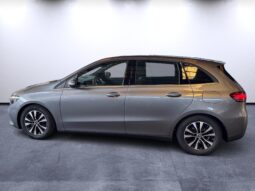 
										Mercedes-Benz B 180 d Style Plus full									