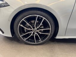 
										Mercedes-Benz A180d AMG full									