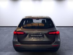 
										Mercedes-Benz B 180 d Style Plus full									