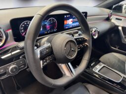 
										Mercedes-Benz A180d AMG full									