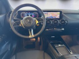 
										Mercedes-Benz B 180 d Style Plus full									