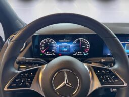 
										Mercedes-Benz GLA 250e Progressive full									