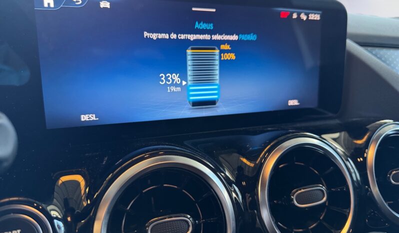 
								Mercedes-Benz GLA 250e Progressive full									