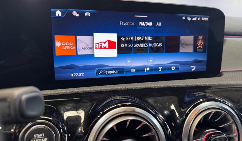 
								Mercedes-Benz A180d AMG full									